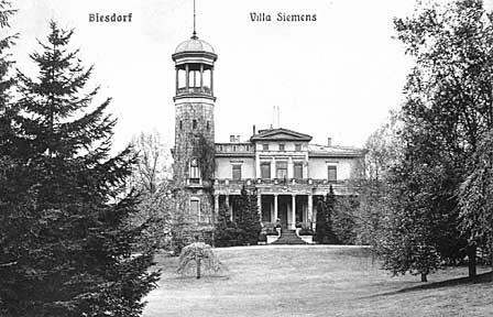 Schlossansicht von Ost um 1910