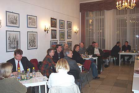Erfreulich viele Vereinsmitglieder und G&auml;ste nahmen an der Mitgliederversammlung teil