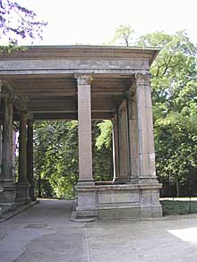 Nordansicht S&auml;ulenhalle vor Bauma&szlig;nahme