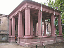 Nordwestansicht S&auml;ulenvorhalle nach Bauma&szlig;nahme